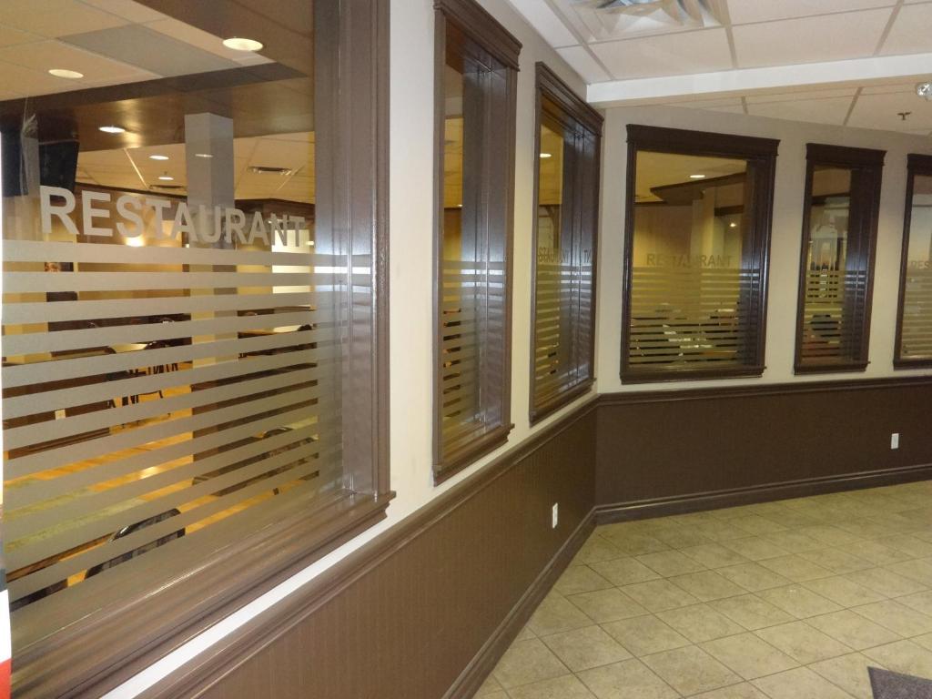 Sands Inn & Suites Edmonton Bilik gambar